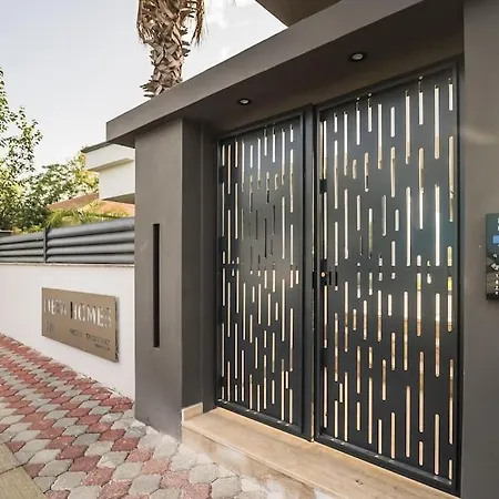 Meta Homes - 2 -